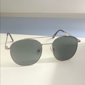 Gold Aviator Sunglasses